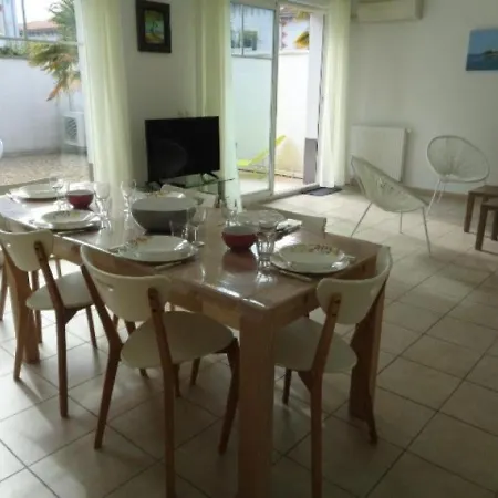 Casa de Férias House Maison Centre Ville *