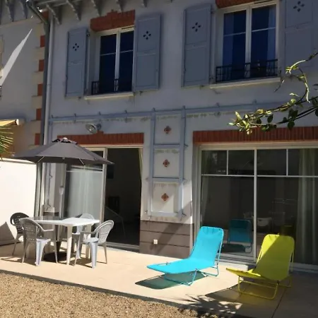 Casa de Férias House Maison Centre Ville